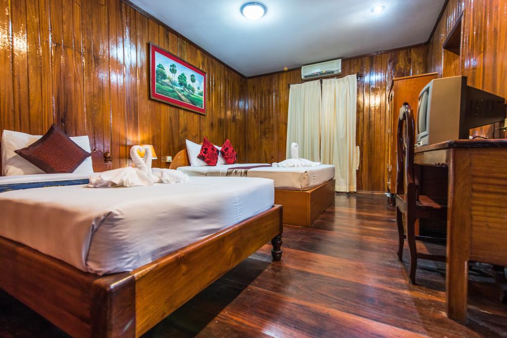Neak Pean Hotel - Wooden House 시엠리아프 외부 사진