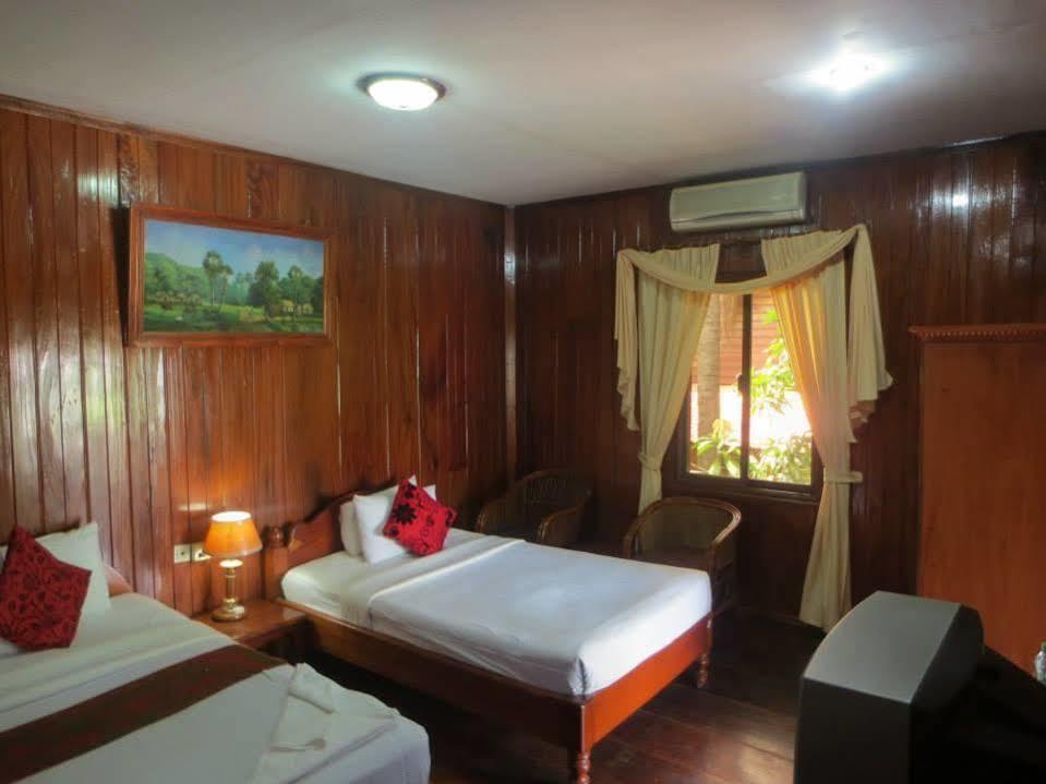 Neak Pean Hotel - Wooden House 시엠리아프 외부 사진