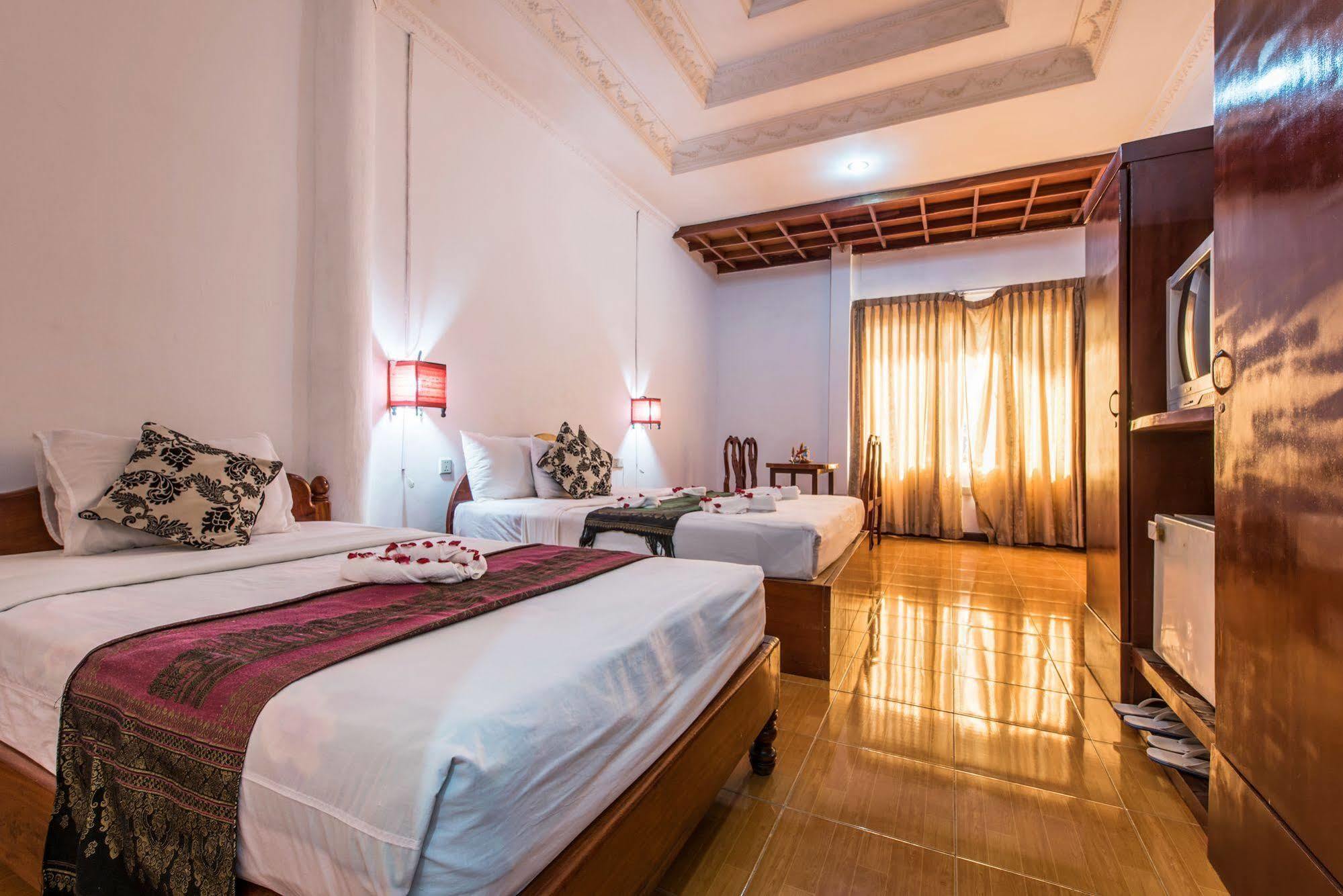 Neak Pean Hotel - Wooden House 시엠리아프 외부 사진